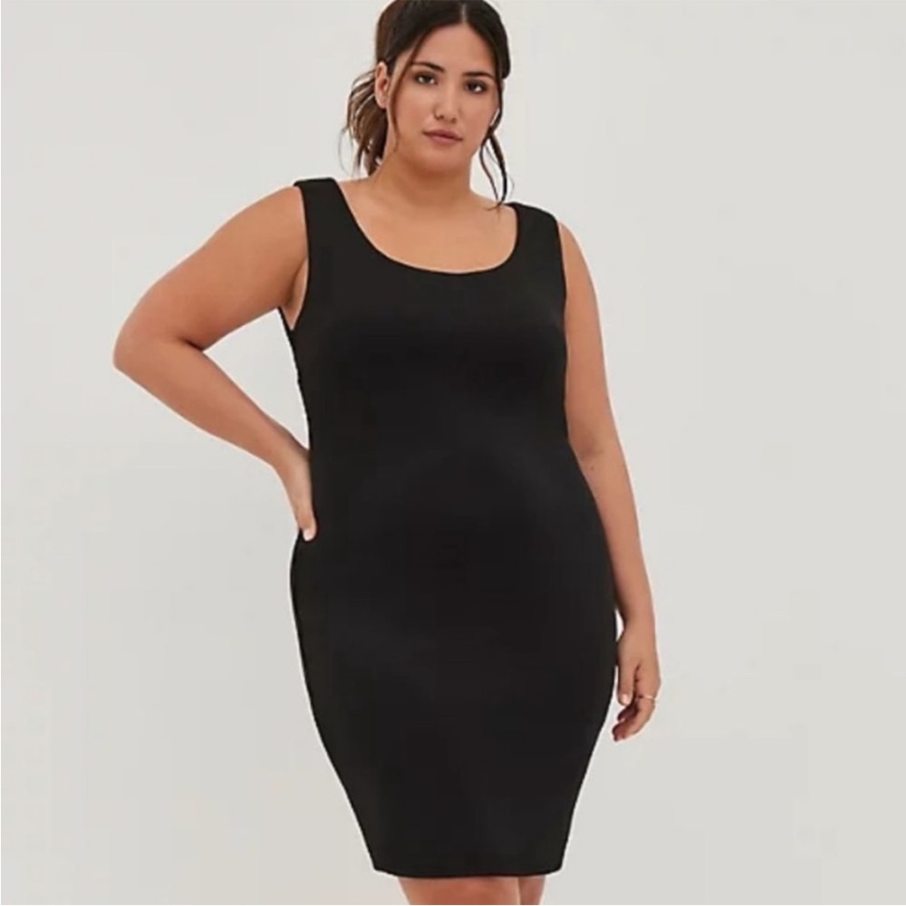 NWT Torrid Black Scoop Neck Bodycon Dress Size 12 Large